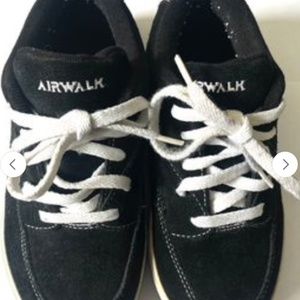 Airwalk size 2 -Must sell Like new